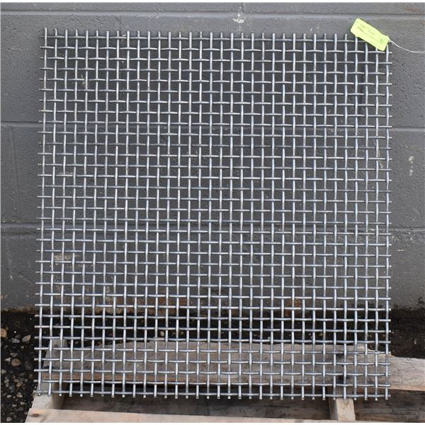 23" X 23" HIGH CARBON STEEL SCREEN