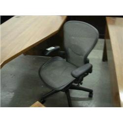 Herman Miller Aeron Chair - Gray, Size B