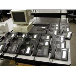 Comdial Phone System, VoiceMail, 24 Handsets