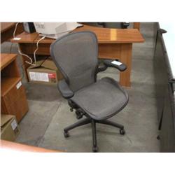 Herman Miller Aeron Chair Size C