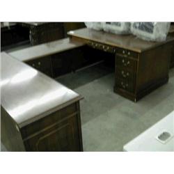 Traditional Mahogany Desk w/ Credenza