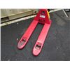 Image 2 : Dayton 2TUR8 Hand Hydraulic Pallet Truck