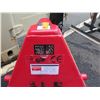 Image 3 : Dayton 2TUR8 Hand Hydraulic Pallet Truck