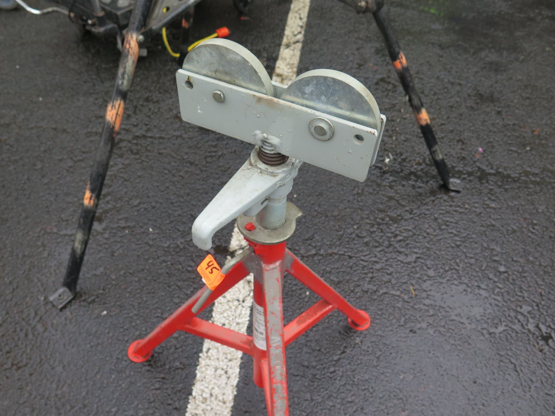 Ridgid RJ99 Roller Head Pipe Stand Oahu Auctions