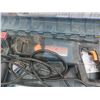 Image 2 : Bosch Bulldog 11224VSR Rotary Hammer w/ Accessories in Hard Case