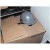 Image 1 : 20 Grey Hardhats
