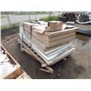 Image 1 : Pallet Of White Sheets of pannel