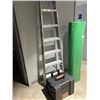 Image 1 : RIDGID TOOL CABINET AND 8' STEP LADDER