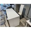 Image 1 : WHITE OFFICE DESK WITH WHITE CHAIR