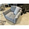 Image 1 : GREY LOUNGE CHAIR WITH THROW CUSHION
