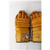 Image 3 : Vintage Truline Gordie Howe Hockey Gloves