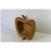 Image 6 : Wooden Frame - Plate Holder - Collapsible Apple Bowl - Shelves