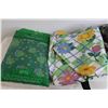 Image 3 : (2) Tablecloths (1 Sealed), Purse, Pillow