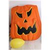 Image 3 : Crankster 2.0, Pumpkin Halloween Costume, Mattel Playset, Misc.
