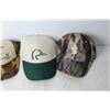 Image 4 : (5) Ducks Unlimited Hats
