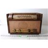 Image 1 : Vintage Wooden Radio