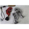 Image 2 : Pipe Cutters - Faucet Reseating Kit - Terminal Wire Brushes