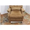 Image 2 : *Power Lift Recliner Chair (Works- Like New) - 32" x 32" x 39"