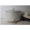 Image 3 : Hamilton Beach Crock Pot and Iron (Working)