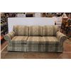 Image 1 : *Decorator Fabric Couch -Very Good Condition (36x82x38)