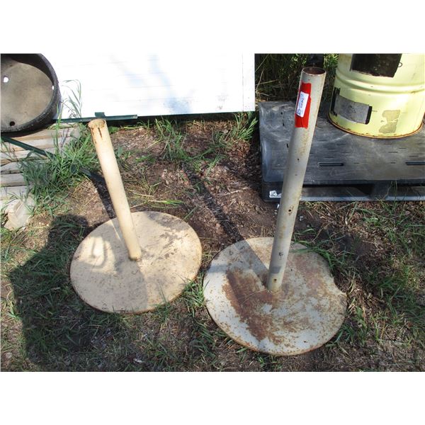 (2) Metal Stands w/ Flat Bottoms (36" Tall)(Off-Site)