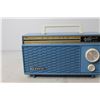 Image 3 : Vintage Sanyo All Transistor Radio