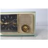 Image 2 : Vintage Westinghouse Clock Radio (Working)