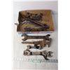 Image 1 : Assorted Tools