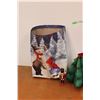 Image 2 : *Assorted Christmas Decorations and Wrapping Paper