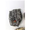 Image 3 : (3) Baseball Gloves