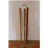 Image 1 : (3) Yard Sticks