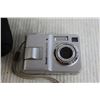 Image 2 : Kodak EasyShare C533 Digital Camera (Kodak AF 3x Optical Aspheric Lens, 5.0 Megapixels, with Case)