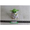 Image 1 : 2020 Baby Yoda Figurine (Tara Toy Corporation)