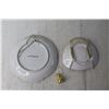 Image 4 : (2) Saskatchewan Decorative Plates, Misc.