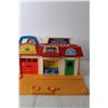 Image 2 : Vintage Fisher Price Fire House