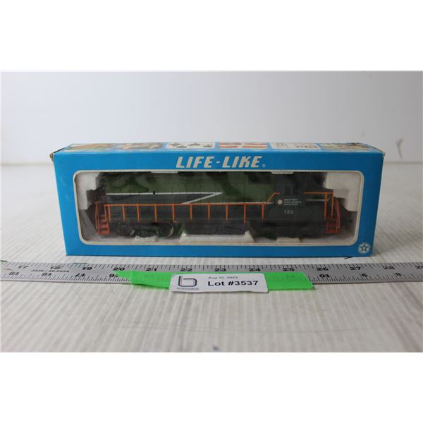 Life Like Toy Train Engine (NIB)