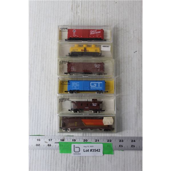 (6) Assorted Toy Train Cars (NIB)