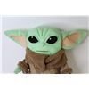 Image 2 : Stuffed Baby Yoda