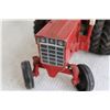 Image 4 : 1/16th International 86 Series Toy Tractor