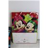 Image 4 : Mickey Mouse and Minnie Mouse Christmas Holiday Gift Bag, Flying Hats Board Game, Toy Kitchen Set