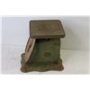 Image 3 : Vintage American Family Scale