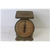 Image 6 : Vintage American Family Scale