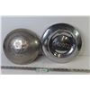 Image 1 : (2) Vintage Hub Caps