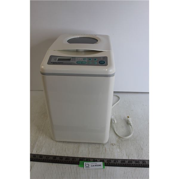 Black & Decker AllInOne Pro Automatic Breadmaker Bodnarus Auctioneering Black & Decker AllInOne Pro Automatic Breadmaker Bodnarus Auctioneering