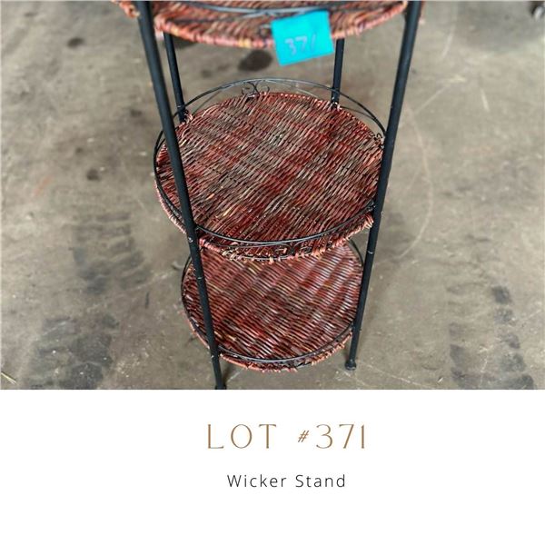 Lot 371