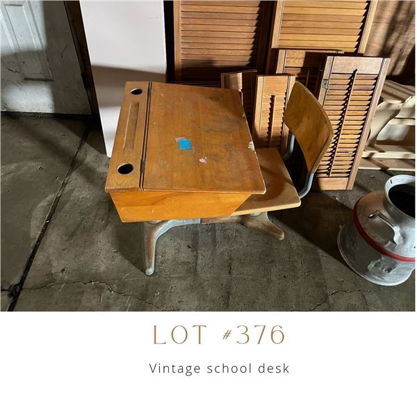 Lot 376