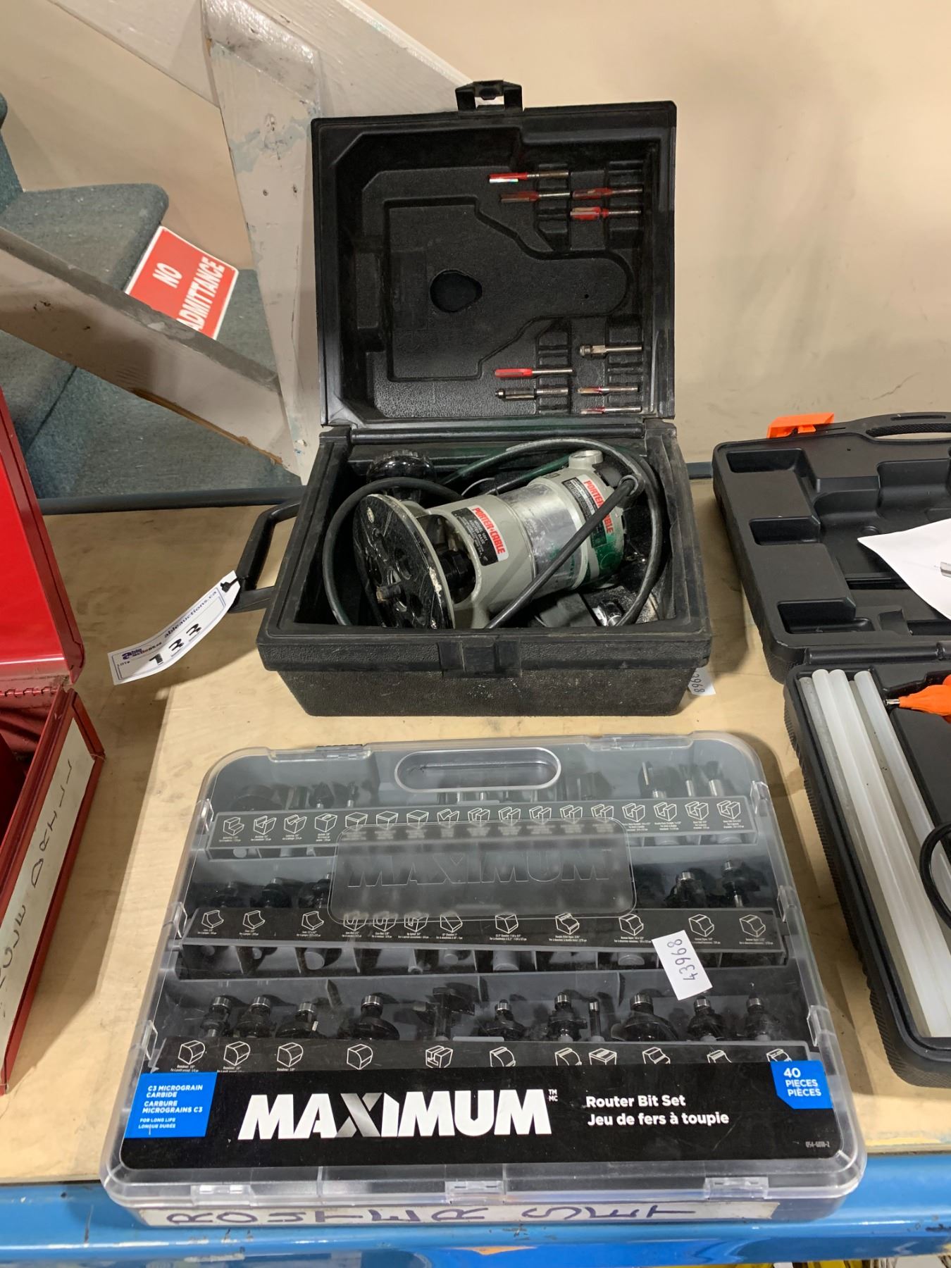 PORTER CABLE 6902 HEAVY DUTY BASE ROUTER IN HARD TRANSPORT CASE ...