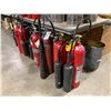 Image 2 : 4 ASSORTED SIZED LARGE RED INDUSTRIAL FIRE EXTINGUISHERS