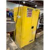 Image 2 : YELLOW JUSTRITE 60G SUREGRIP EX FLAMMABLE LIQUID STORAGE CABINET