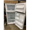 Image 3 : GENERAL ELECTRIC MTE18GSKDSS STAINLESS STEEL TOP FREEZER REFRIGERATOR ( PARTS ONLY, COMPRESSOR NOT